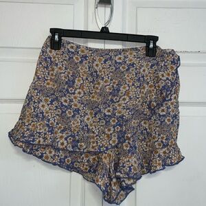 Flower shorts